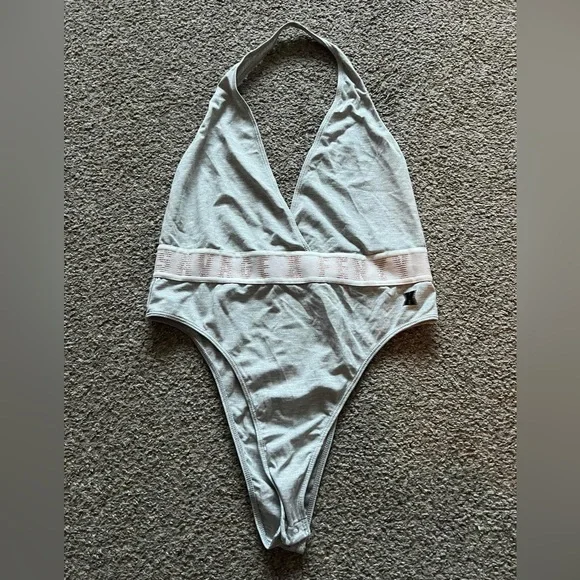 Savage x fenty large bodysuit - Picture 4 of 7